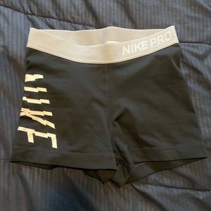 NEW Nike Spandex Shorts ✨